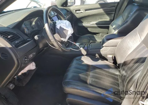 2019 Chrysler 300 S z USA, uszkodzony, nr VIN 2C3CCABG7KH515228